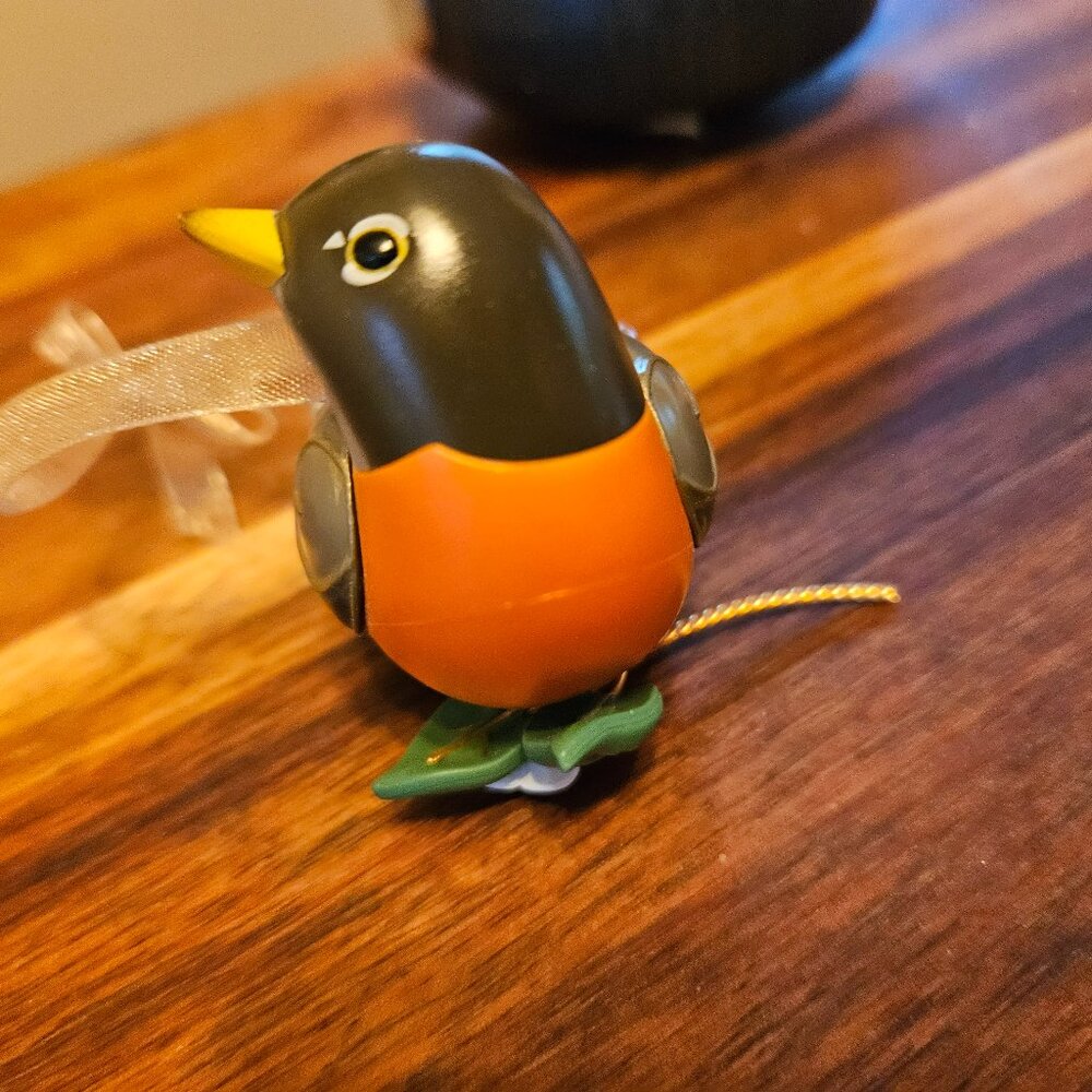 hallmark keepsake ornament beauty of birds 2018 robin